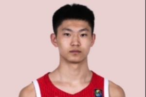 表现不俗!张淳智全场8投4中&罚球3中3 得到13分5板2助